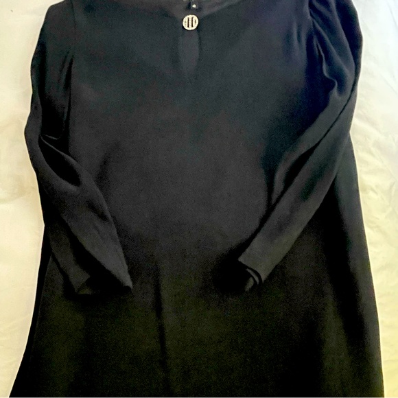 Perfect party dress black easy size 6 Tara Jarmon - Picture 1 of 2
